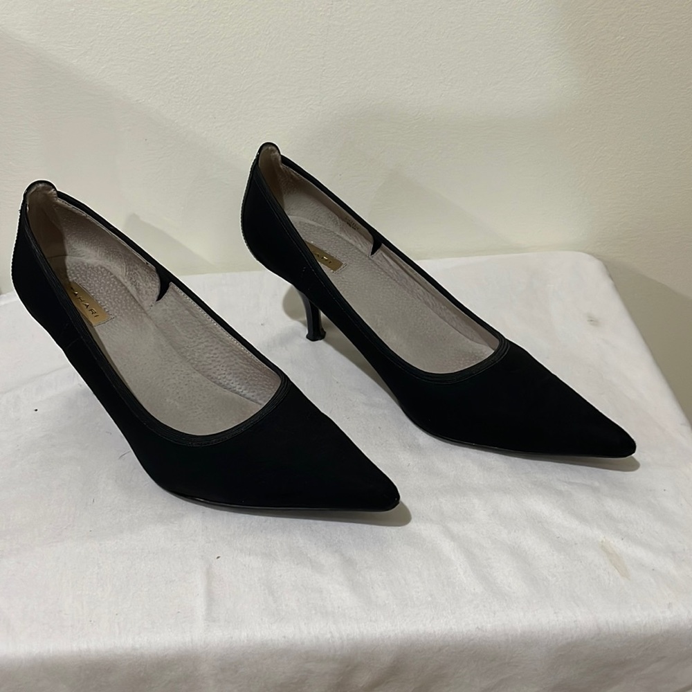 Women’s Shoes - TAHARI TA-DOTTIE - Black; 3” heel